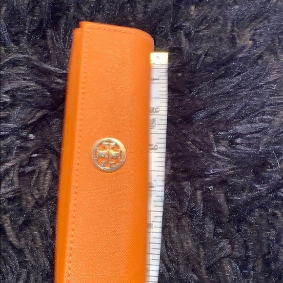 Tory Burch orange logo glasses case - Picture 5 of 9